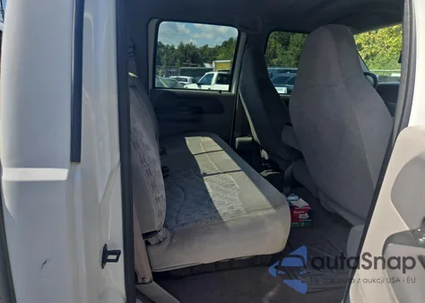 2000 Ford F350 Super Duty z USA, uszkodzony, nr VIN 1FTWW33F1YED97517